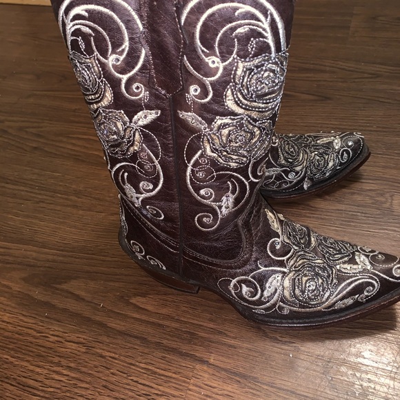 Western boots - Picture 2 of 5